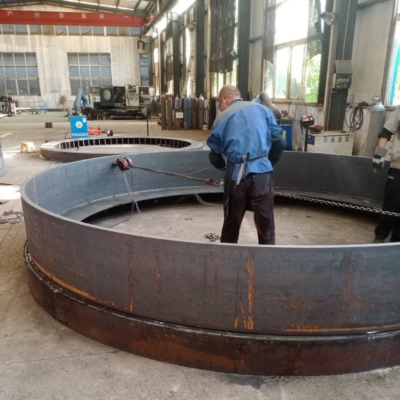 帶浙江客戶參觀中繼間廠家的生產(chǎn)車間  掘順機(jī)械盡顯過(guò)硬品質(zhì)