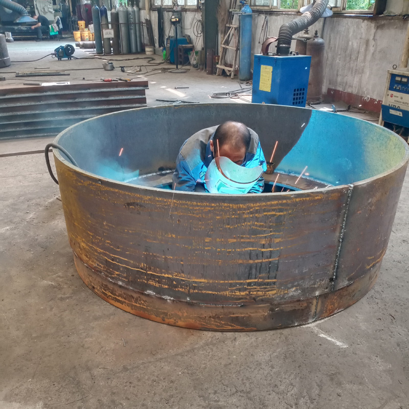 帶浙江客戶參觀中繼間廠家的生產(chǎn)車間  掘順機(jī)械盡顯過(guò)硬品質(zhì)